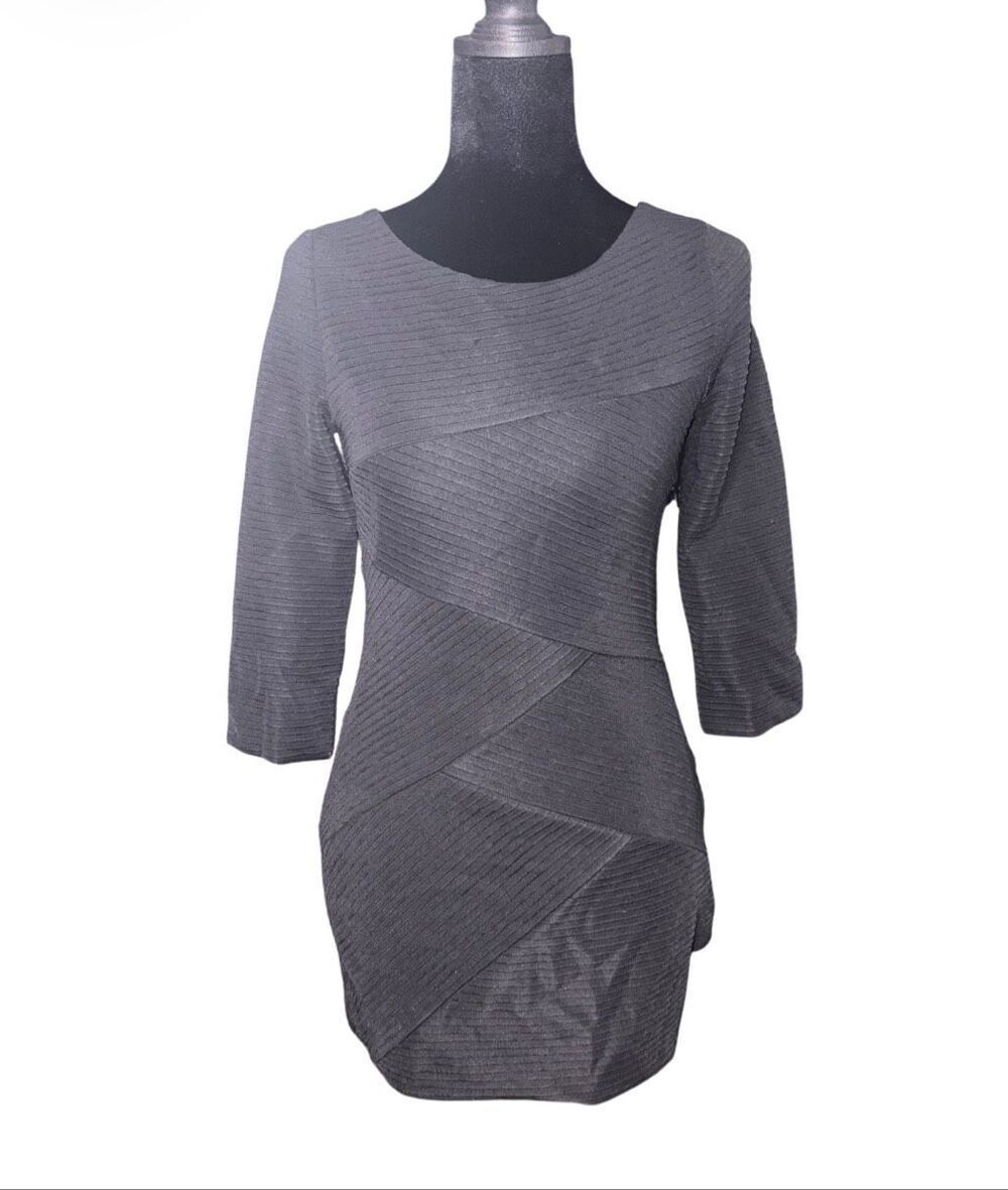 White House Black Market Geometric Tunic Top